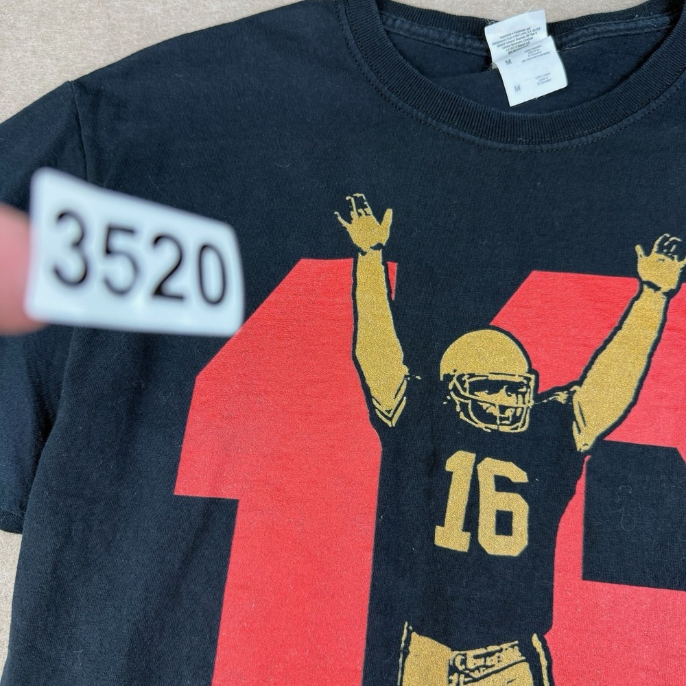 Fruit of the Loom Shirt Men M Black Football 16 Graphic Joe Montana Style Tee - Picture 7 of 7